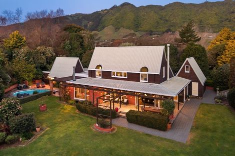 Photo of property in 48 Greenhill Road, Waikanae, 5391