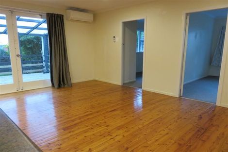 Photo of property in 110 Mcleod Road, Te Atatu South, Auckland, 0610
