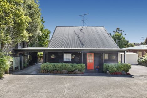 Photo of property in 1/121 Godley Road, Green Bay, Auckland, 0604