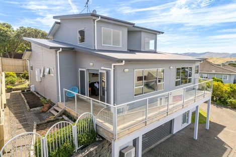 Photo of property in 14 Bodmin Terrace, Camborne, Porirua, 5026