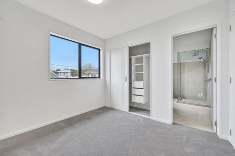 Photo of property in 5/163 Edmonton Road, Te Atatu South, Auckland, 0610