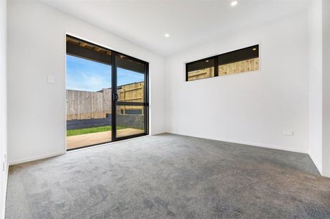 Photo of property in 9 Whale Bay Rise, Gulf Harbour, 0930