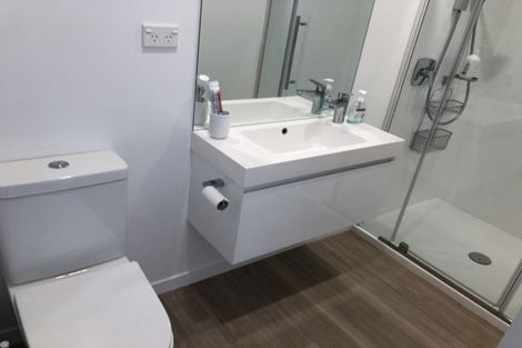 Photo of property in 17 Highlands Close, Queenstown, 9300