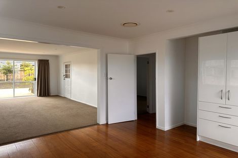 Photo of property in 1/14 Drake Street, Howick, Auckland, 2014