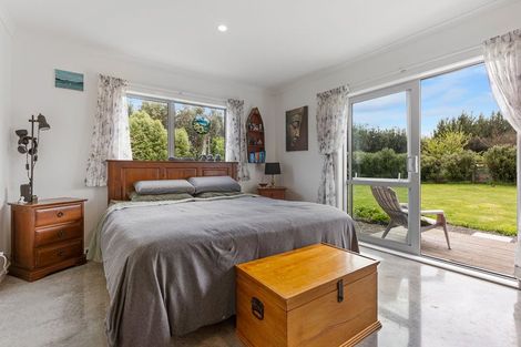 Photo of property in 14 Mahoetahi Road, Sentry Hill, Waitara, 4382