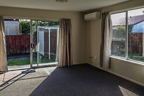 Photo of property in 42 Chipping Lane, Redwood, Christchurch, 8051