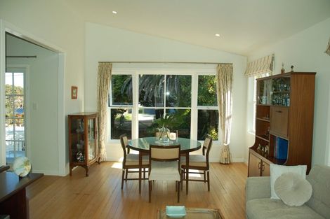 Photo of property in 28 James Mcleod Road, Shelly Beach, Helensville, 0874