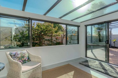 Photo of property in 21 Fairway Drive, Kerikeri, 0230