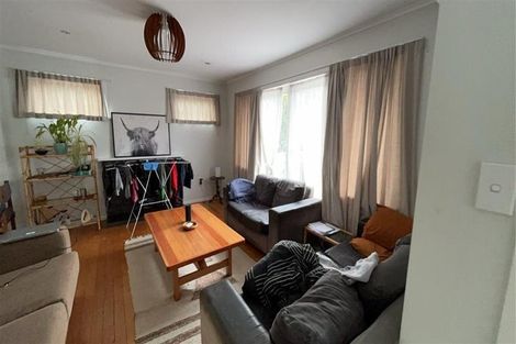 Photo of property in 22 O'halloran Road, Howick, Auckland, 2014