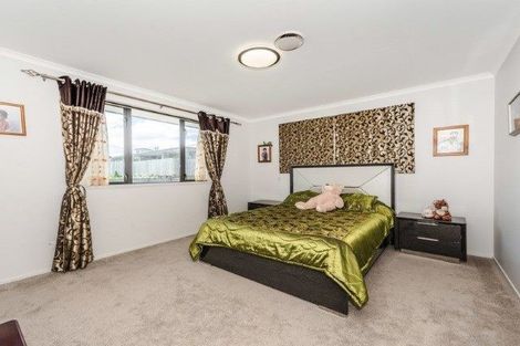 Photo of property in 35 Heathfield Avenue, Huntington, Hamilton, 3210