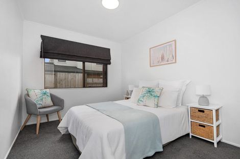 Photo of property in 60 Dickson Road, Papamoa Beach, Papamoa, 3118