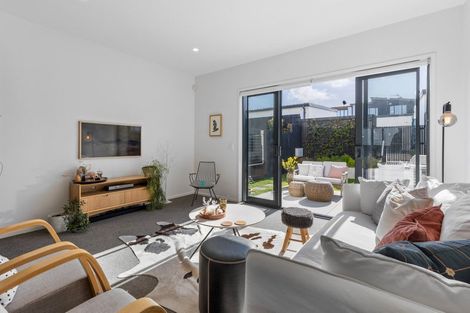 Photo of property in 8 Joshua Carder Drive, Hobsonville, Auckland, 0616