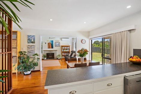 Photo of property in 89 Martin Road, Paraparaumu Beach, Paraparaumu, 5032