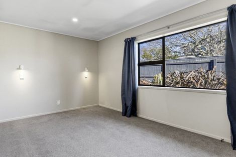 Photo of property in 7 Kathleen Place, Rainbow Point, Taupo, 3330