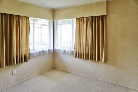 Photo of property in 2/220 Pakuranga Road, Pakuranga Heights, Auckland, 2010