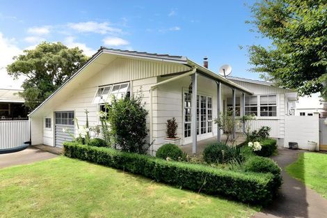 Photo of property in 73 Morrow Avenue, St Andrews, Hamilton, 3200