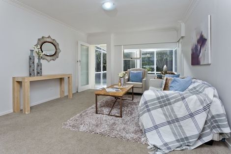 Photo of property in 2/22 Gordon Avenue, Milford, Auckland, 0620