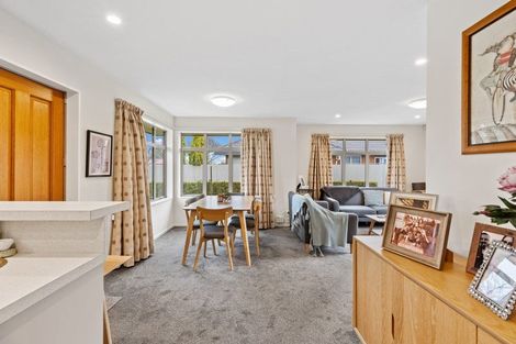 Photo of property in 1/36 Tuckers Road, Redwood, Christchurch, 8051