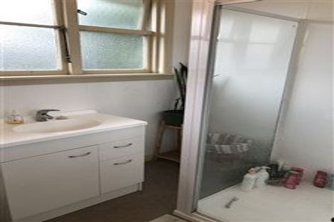Photo of property in 16 Hillary Crescent, Upper Riccarton, Christchurch, 8041