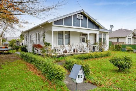 Photo of property in 194 High Street, Eltham, 4322