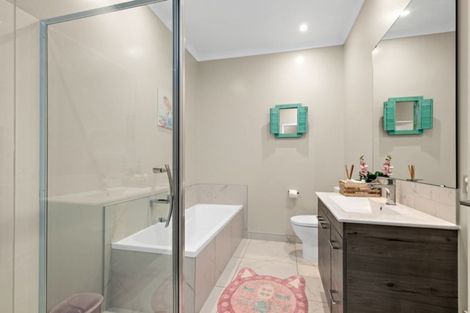 Photo of property in 5 Weta Road, Hobsonville, Auckland, 0616