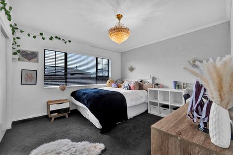 Photo of property in 74 Rata Street, Hawera, 4610