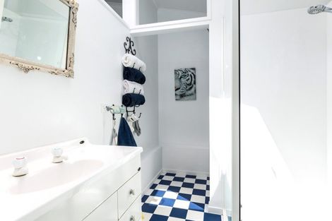 Photo of property in 12 Howick Road, Blenheim, 7201