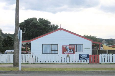 Photo of property in 401b Port Road, Whangamata, 3620