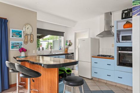 Photo of property in 6 Foster Street, Te Hapara, Gisborne, 4010