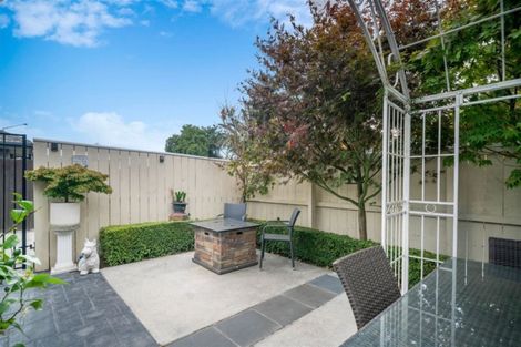 Photo of property in 64 Steadman Road, Broomfield, Christchurch, 8042