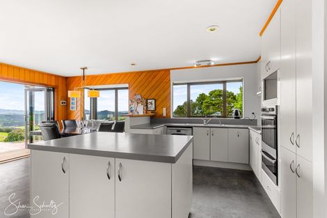 Photo of property in 338 Wairere Road, Waitakere, Henderson, 0782