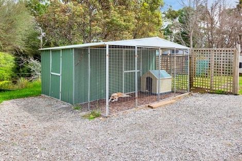 Photo of property in 69 Pipitiwai Drive, Helensville, Kaukapakapa, 0871