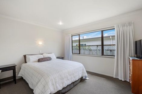 Photo of property in 2/1 The Moorings, Two Mile Bay, Taupo, 3330