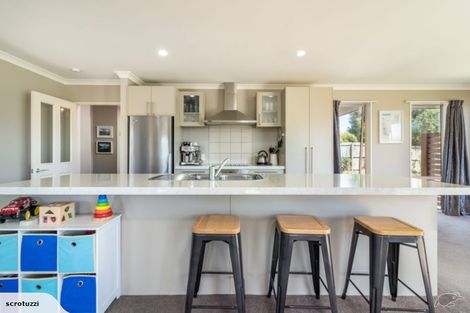 Photo of property in 16 Marlowe Place, Rolleston, 7614