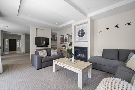 Photo of property in 24 Providence Place, Redwood, Christchurch, 8051