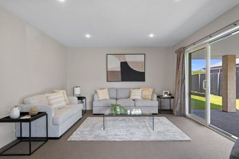 Photo of property in 15 Hampstead Close, Rangiora, 7400