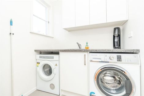 Photo of property in 8 Nixon Street, Hamilton East, Hamilton, 3216