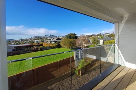 Photo of property in 345 East Coast Road, Mairangi Bay, Auckland, 0630