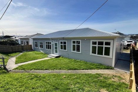 Photo of property in 23 Queens Drive, Kilbirnie, Wellington, 6022