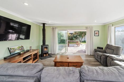 Photo of property in 4 Carlyle Lane, Rolleston, 7614