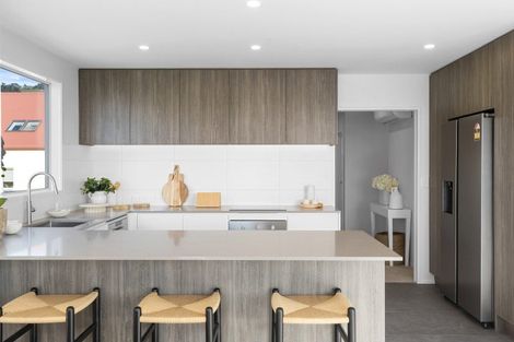 Photo of property in 19 Beachville Road, Redcliffs, Christchurch, 8081