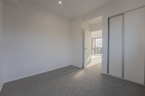 Photo of property in 17/1 Scott Road, Hobsonville, Auckland, 0616