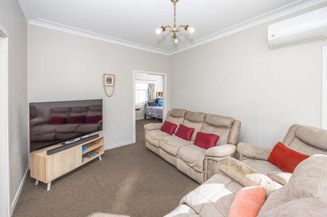 Photo of property in 15 Carey Street, Maeroa, Hamilton, 3200