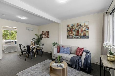 Photo of property in 8/19 Pirie Crescent, Moera, Lower Hutt, 5010