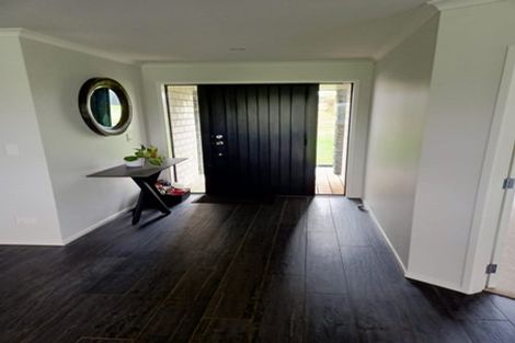 Photo of property in 22 Old Vintners Close, Te Kauwhata, 3782