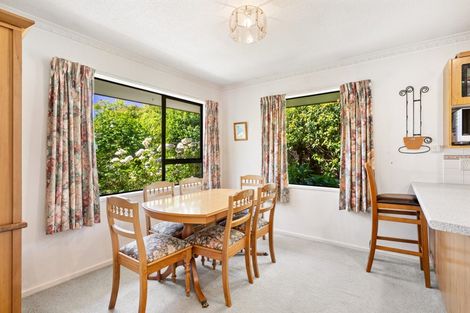 Photo of property in 7 Clivedon Place, Redwood, Christchurch, 8051