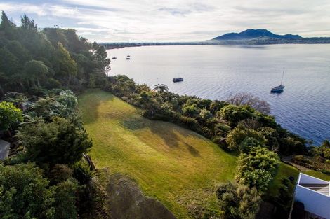 Photo of property in 19 Te Kopua Street, Acacia Bay, Taupo, 3330