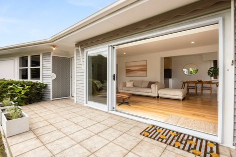Photo of property in 3 Seamer Place, St Andrews, Hamilton, 3200
