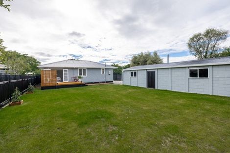 Photo of property in 15 Peters Avenue, Cloverlea, Palmerston North, 4412