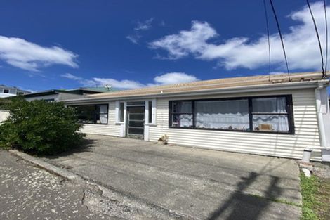 Photo of property in 43 Hall Street, Newtown, Wellington, 6021